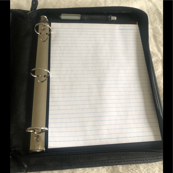 NWOT faux leather bus portfolio, fits iPad, paper, cards - Picture 6 of 9